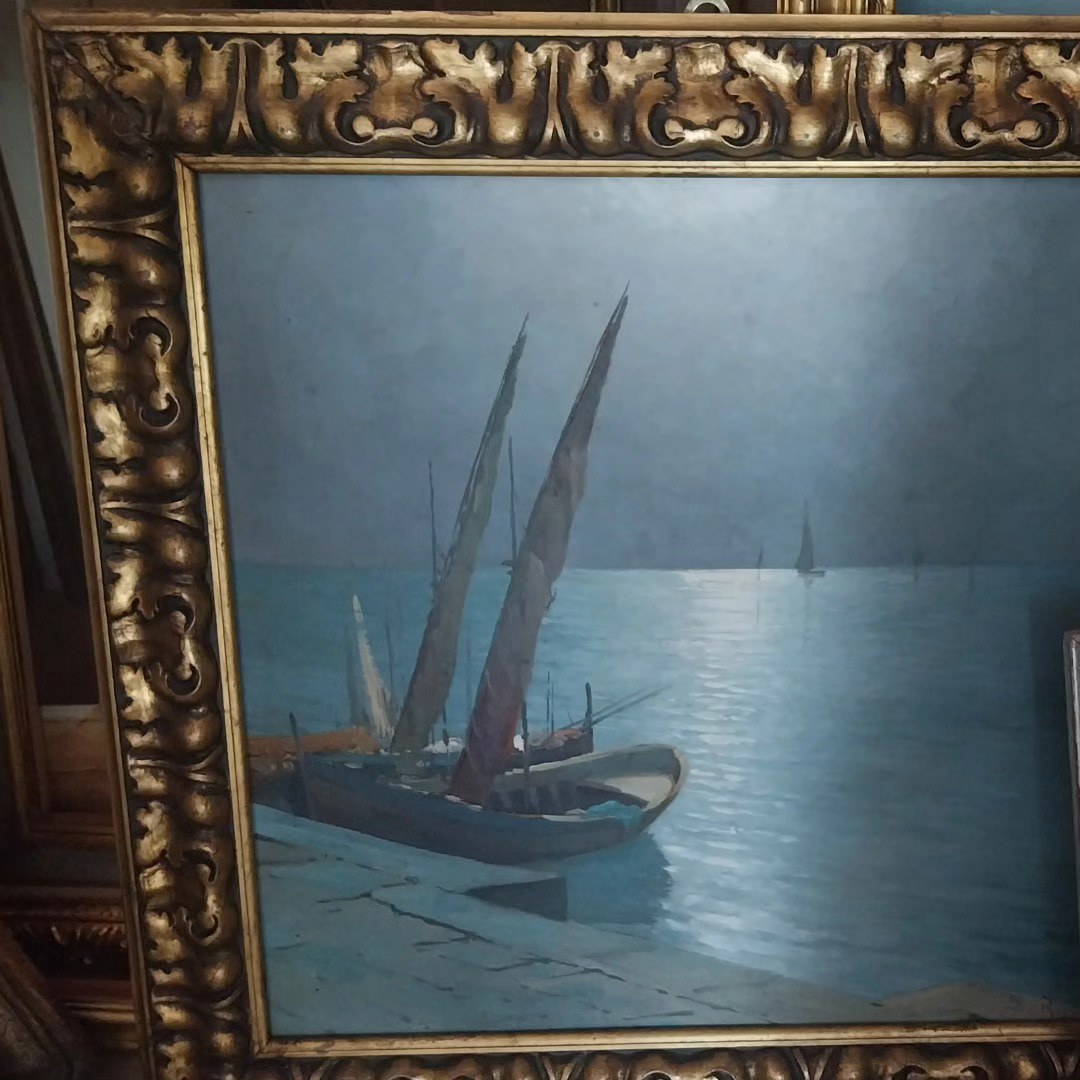 Marina ad olio su legno di scuola napoletana primi '900. Cornice sagomata restaurata in modo conservativo